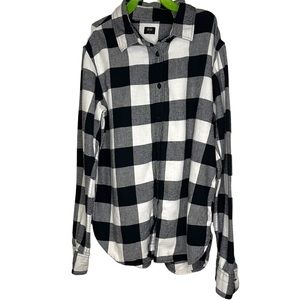 UNIQLO Plaid Button Down Top Size XS